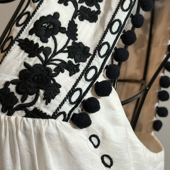 NWT J.Crew Ivory Maxi Dress With Black Embroidery and Pom Pom Trim. Size… - Picture 13 of 15